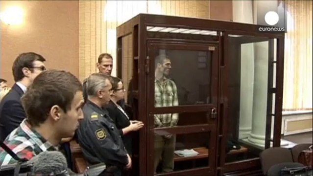 Britons refused bail in Russia after Greenpeace protest