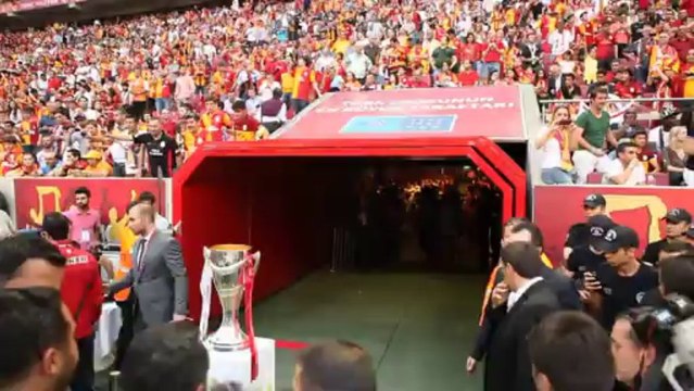 Galatasaray - Trabzonspor Omuz Omuza