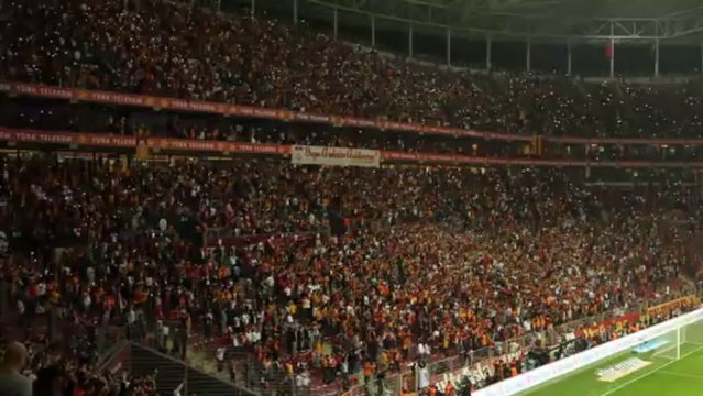 Galatasaray - Mersin İY Işık Şov