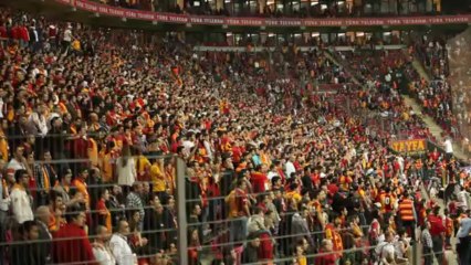 Galatasaray - Mersin İY " Türkiye'dir Galatasaray - Islık Protesto "