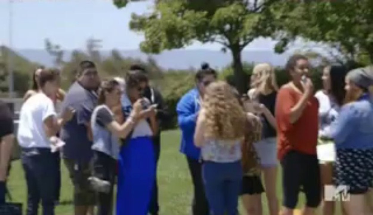 Funny Moment - Miley's Car Drives Away As Fans Try To Get Autograph
