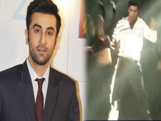 Ranbir Kapoor Replicates Amitabhs Saara Zamana