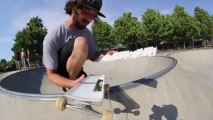 Skaters Customize a Mac Keyboard