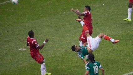 Mexique - Panama : le golazo de Raul Jimenez