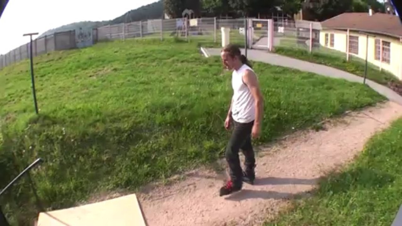 Cyrille Neveu - DéFise by SFR.FR // ROLLER Amateur