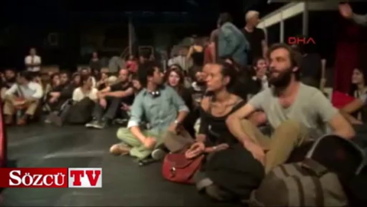 Her yer Taksim her yer direniş!