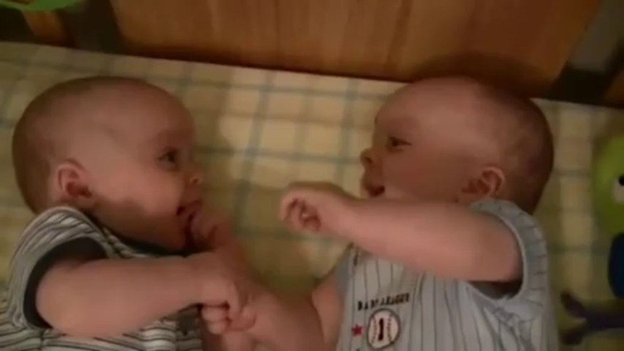 Twin Baby Boys Laughing - Funny Videos at Fully...