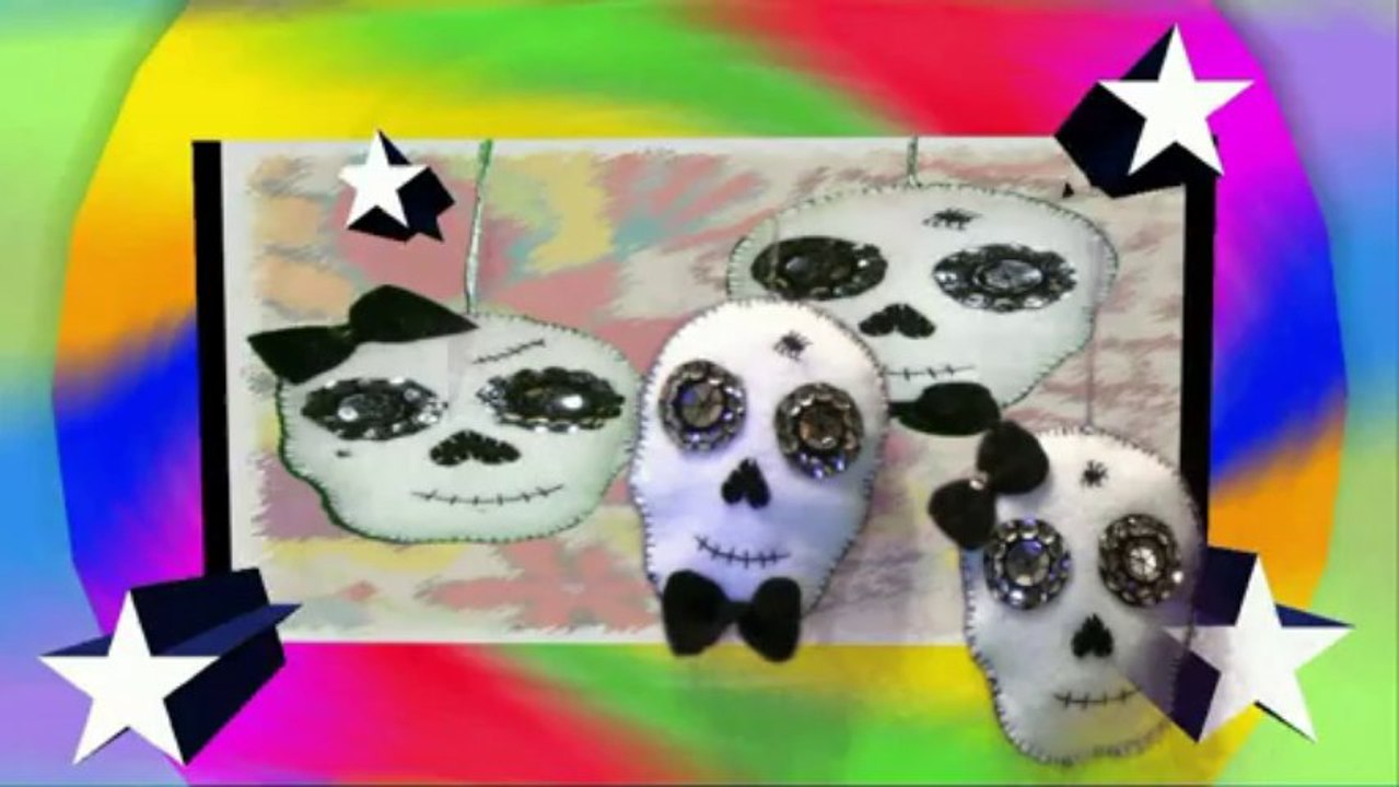 DAY OF THE DEAD CELEBRATION TRADITION GOTH AND GOTHIC SKULL SKULLS PLUSHIE