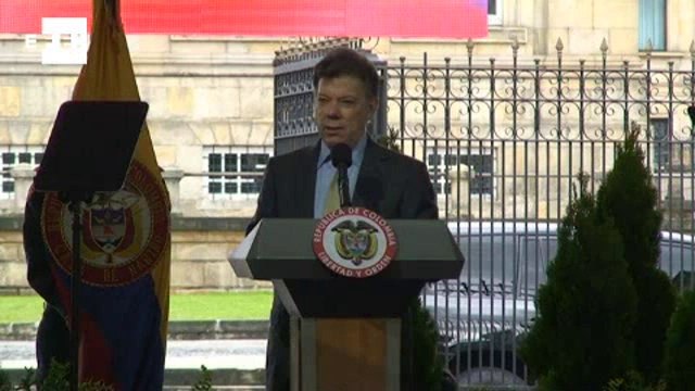 Presidente colombiano confirma aproximação para diálogo de paz com as Farc.