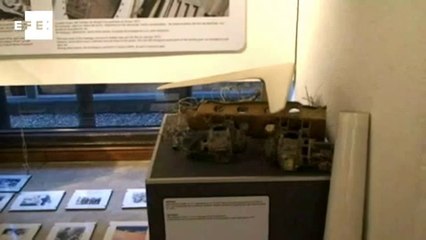 Exposição mostra objetos usados por sobreviventes da tragédia dos Andes.