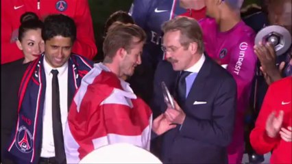 Tears for PSG's Beckham in the last game of his career - YouTube