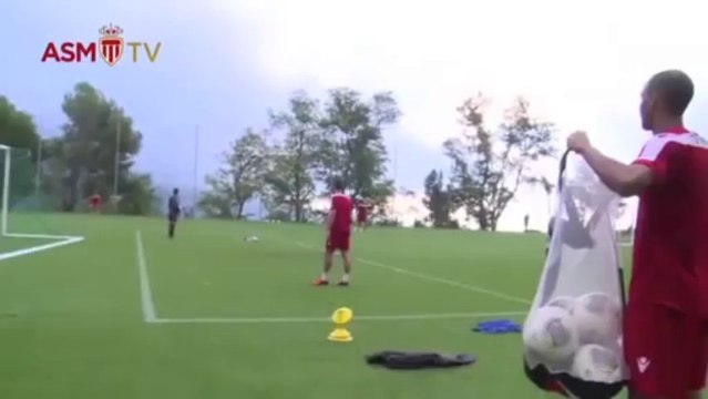 Monaco idmanında inanılmaz olay!