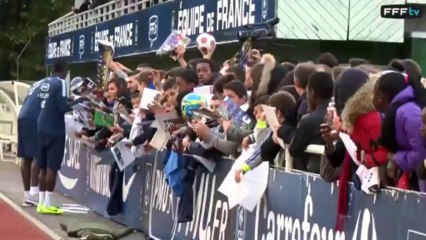 Autographes, échauffement, match et tirs (France-Finlande 2013)
