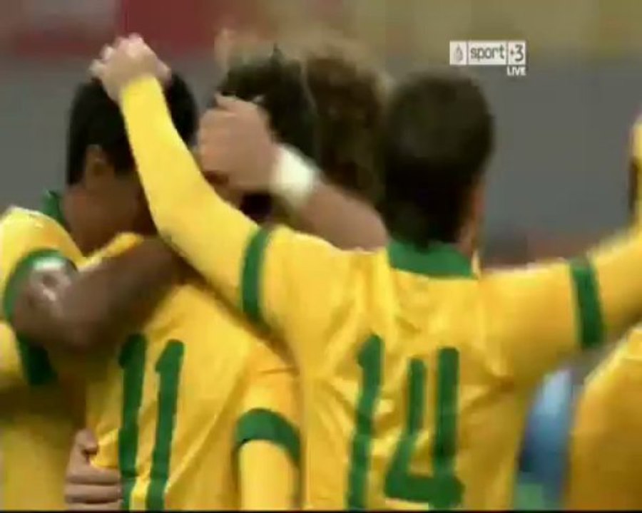 Brazil  vs  Zambia 2-0  15-10-2013