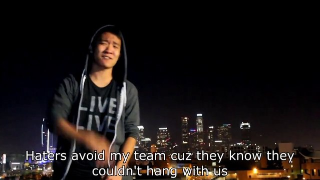 Un rappeur écrit un morceau en 6 langues différentes!!