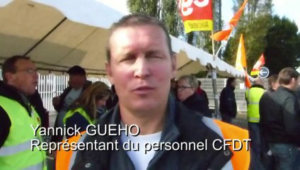 Sit-in des salariés d'Alcatel-Lucent devant l'usine de Eu (76)