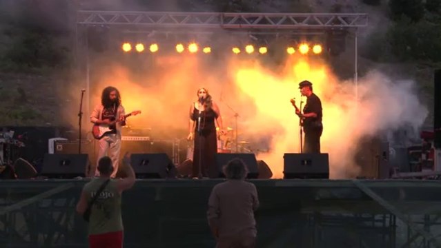 White rabbit - Jefferson Airplane - cover by ENEDRA (ΕΝΕΔΡΑ)