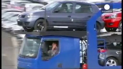 Peugeot-Citroen consider selling stake to China