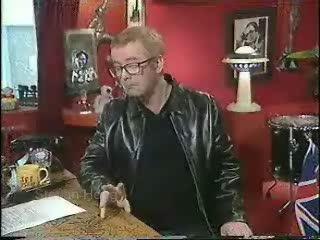 Geri And Kylie Kissing