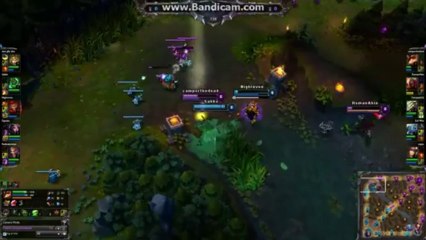 LOL FUN - FAIL - Bronze 12 tries a gank 2v2