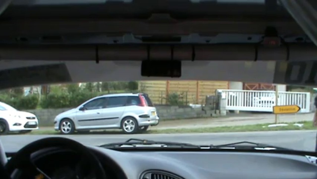 Rallye des Bauges 2013 - ES 6 - PAULIN/CHARVAZ - Saxo N2