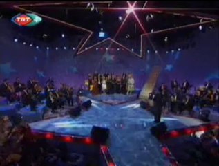 TRT YILDIZLARIN ALTINDA KORO-Körfezdeki Üç Beş Güzel