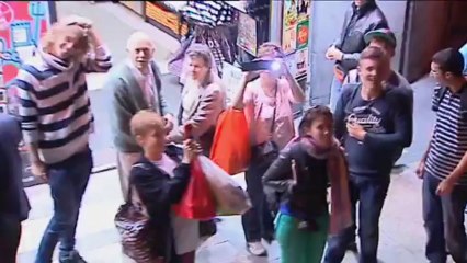 'The walking dead' pasea a sus zombies por Madrid