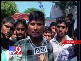 MP CM visits temple stampede victims - Tv9Gujarat