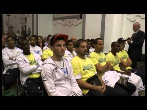 Napoli - AfroNapoli United, la squadra che dà un calcio al razzismo -1- (14.10.13)