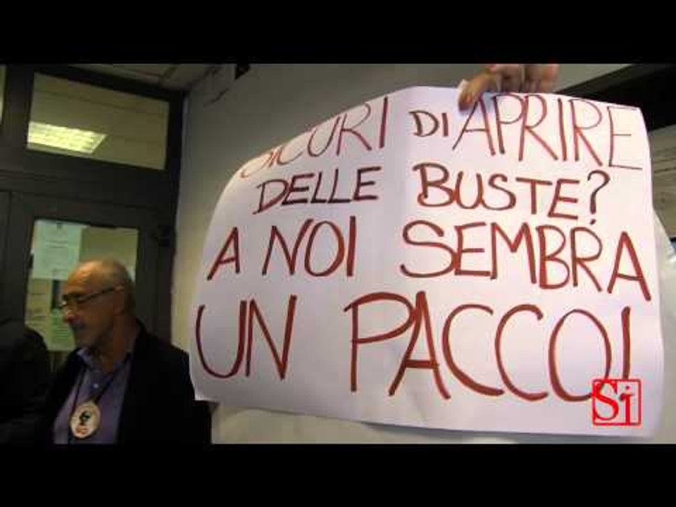 Napoli - Inceneritore, presidio davanti alla Regione Campania -1- (14.10.13)