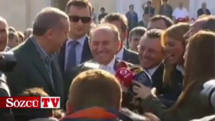 Erdoğan'dan muhabire bayram harçlığı