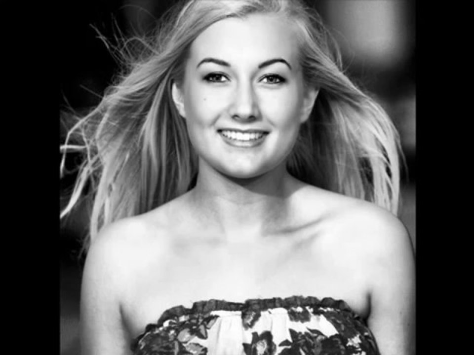 Stay Rihanna cover by Lauren Marbe