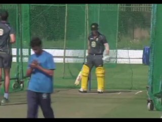 Australians practice hard for next match against India