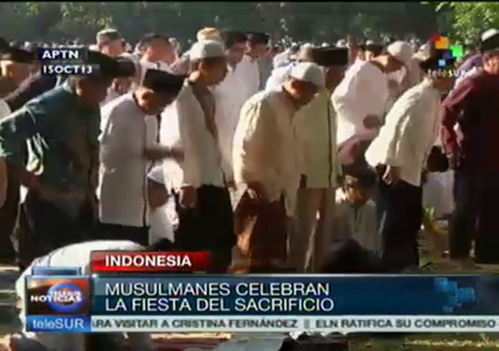 Indonesia: Millones de musulmanes oran en el Eid Al-Adha