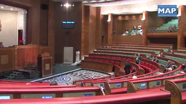 تباين المواقف بين المعارضة والأغلبية بمجلس المستشارين بشأن التنصيب البرلماني للحكومة 