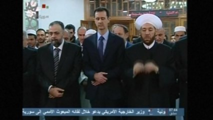 Assad attends Eid prayer at Damascus mosque