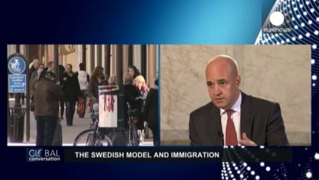 Fredrik Reinfeldt: Aislaremos a la extrema derecha...