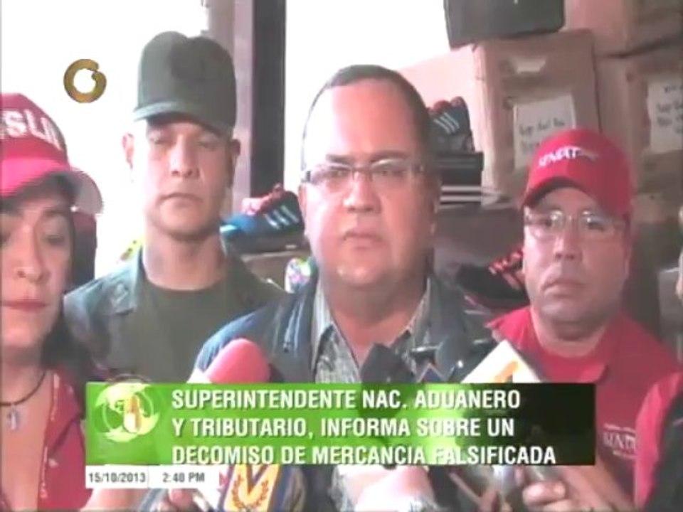 Seniat incauta más de 50 mil pares de zapatos piratas en Caracas
