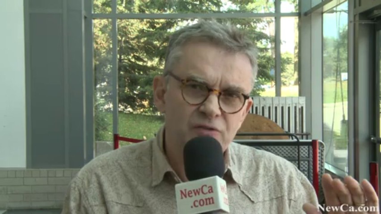 NewCa.com: OSC. "Great White Shark". Swimming With Sharks