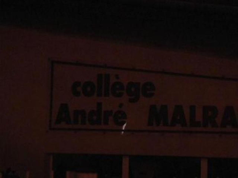 Collégienne kosovare expulsée: la polémique enfle - 16/10