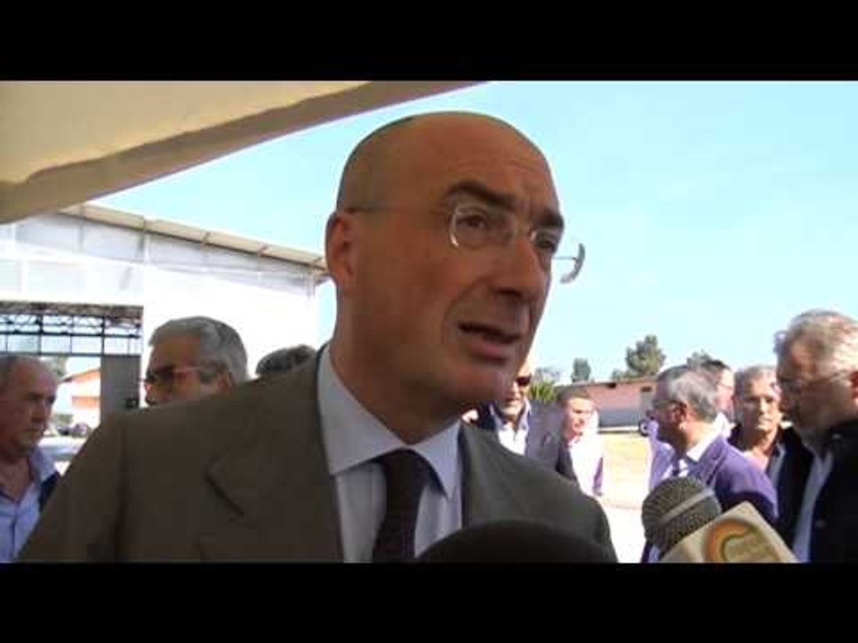 Campania - Terra dei Fuochi, i politici: "I nostri prodotti sono buoni" -1- (15.10.13)