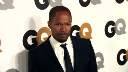 Jamie Foxx Denies Dating Katie Holmes