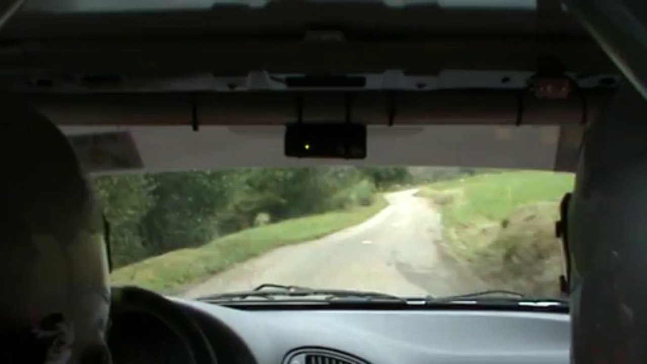 Rallye des Bauges 2013 - ES 8 - PAULIN/CHARVAZ - Saxo N2