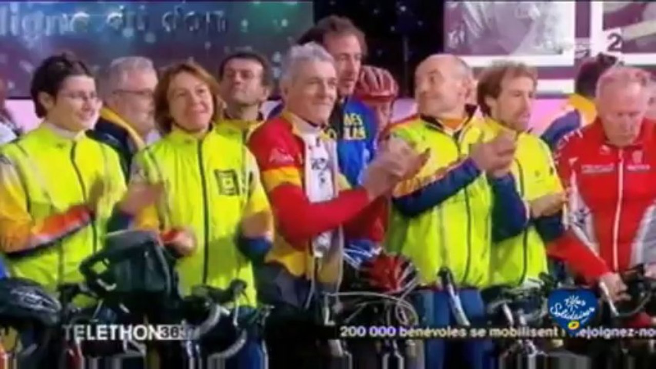 Le défi des Postiers au Téléthon 2011 sur France Télévision / Groupe La Poste - Tous formidables - Tous solidaires