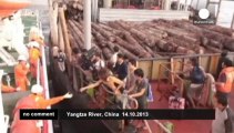 China: 23 rescued from ship fire in Yangtze... - no comment