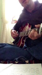 Amatör ben! Şarkının adı;"hiç değişmedim ki" de olabilirdi.