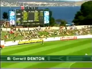 Two brilliant Cricket Catches - CricHeaven.Com