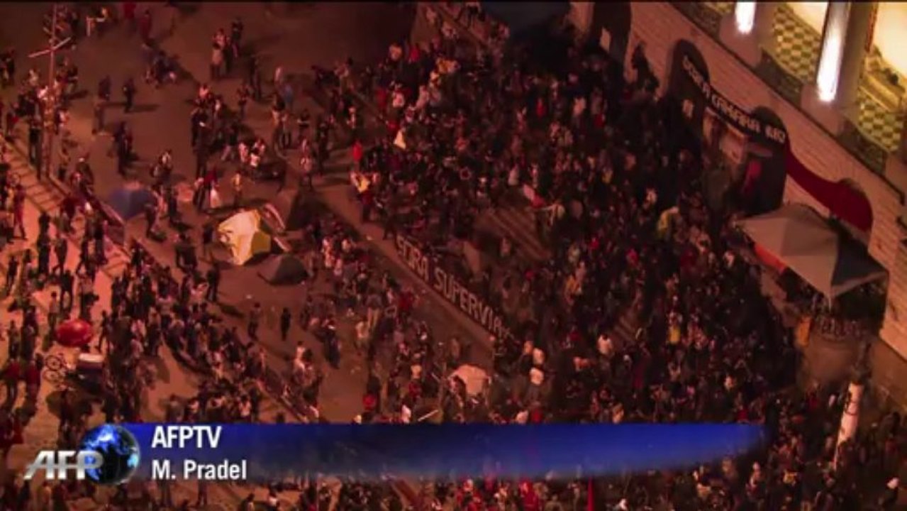 Brazil teacher protest turns violent as anarchi...