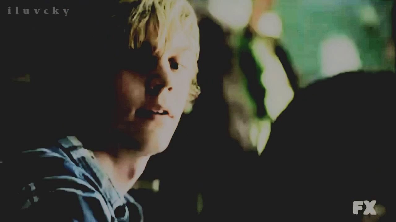 ► Tate + Violet || A f r a i d [ AHS ]