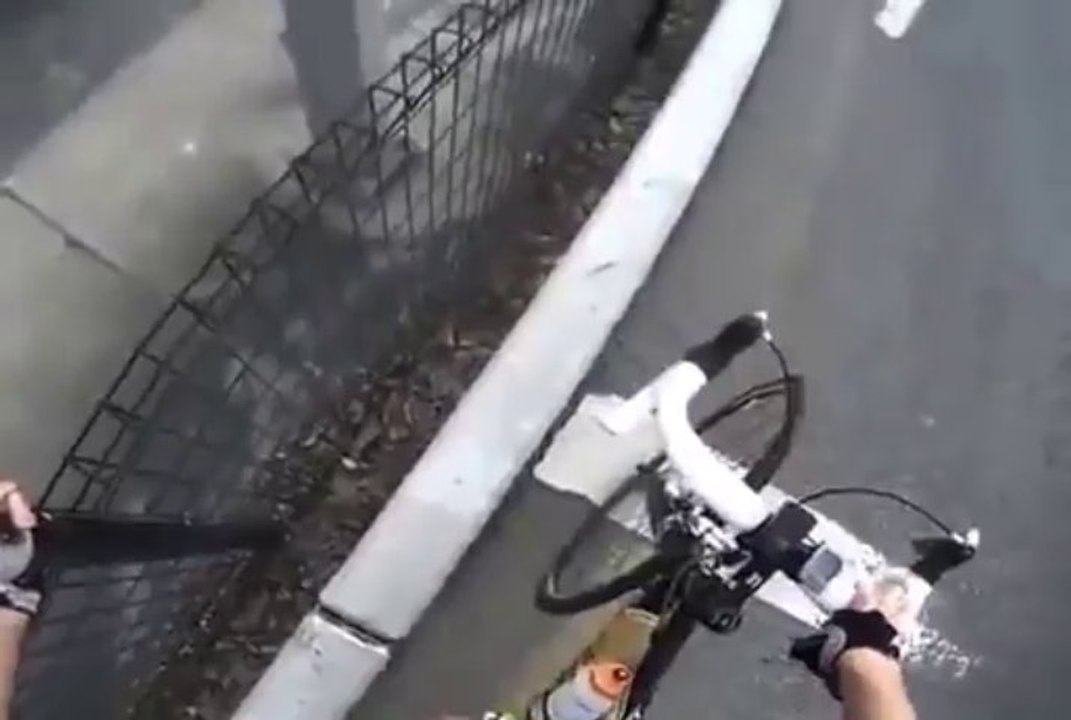 Un cycliste percuté par une Jeep , fracture du fémur